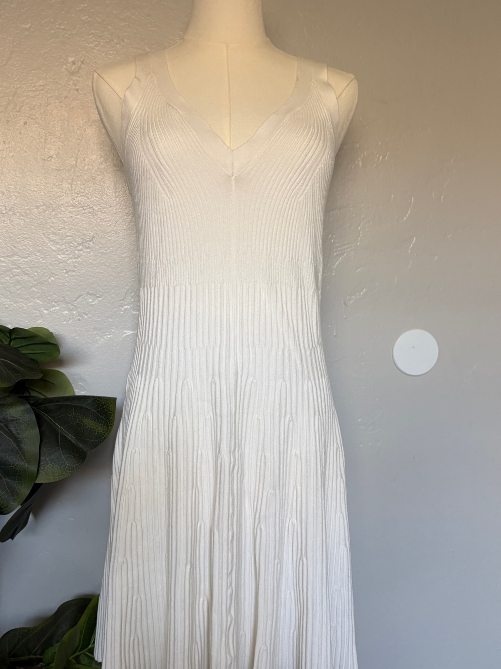 Express White Ribbed Knit V-Neck Midi Dress